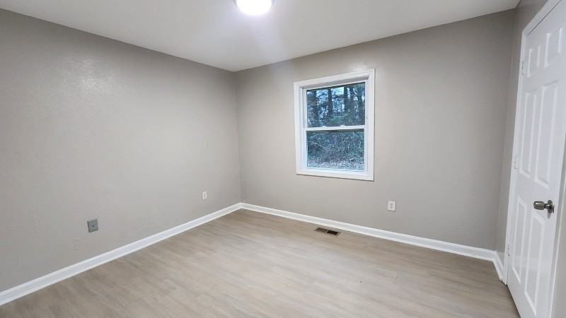 2 Hazelwood Cir - Photo 5 of 20