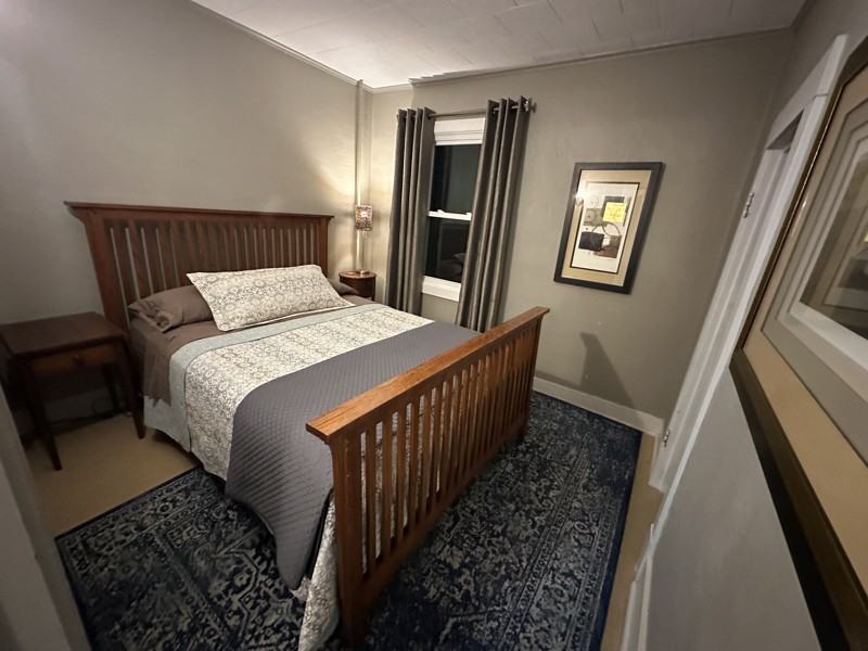 105 S Park Ave - Photo 2 of 13