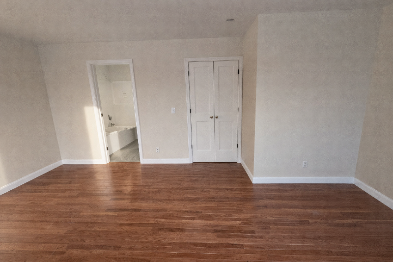 300 N Independence St - Photo 7 of 11