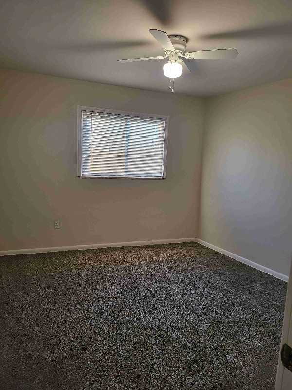 6511 Pearl Rd - Photo 6 of 7