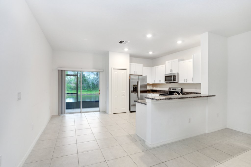 6024 Shiner St - Photo 5 of 20