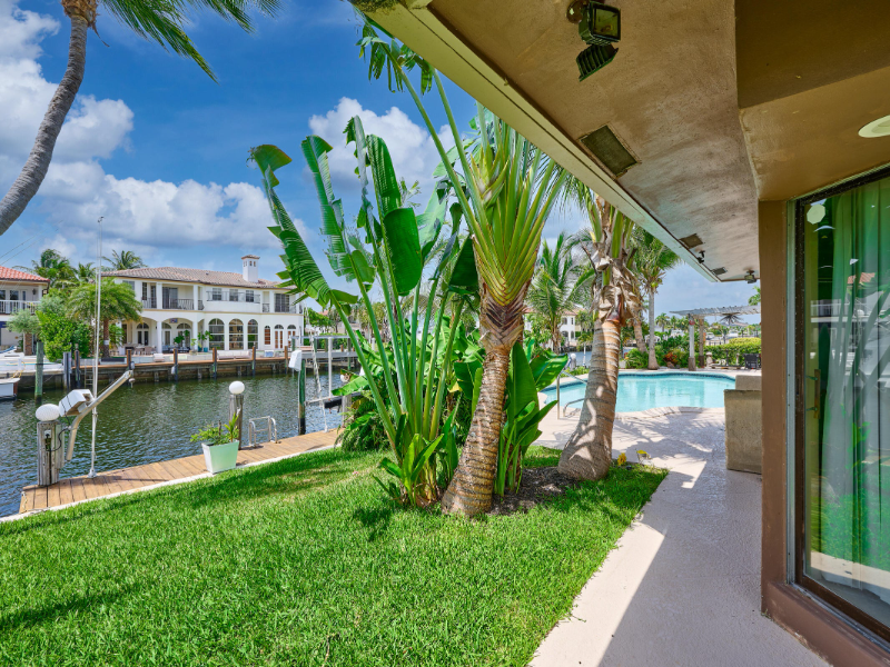 2810 Ne 48th Ct - Photo 5 of 18