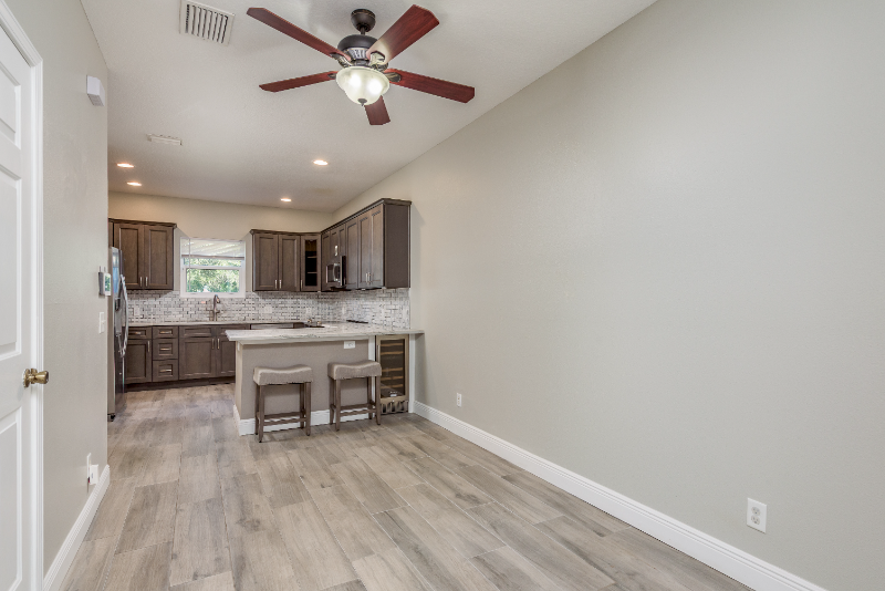 193 Ashley Ct - Photo 5 of 20