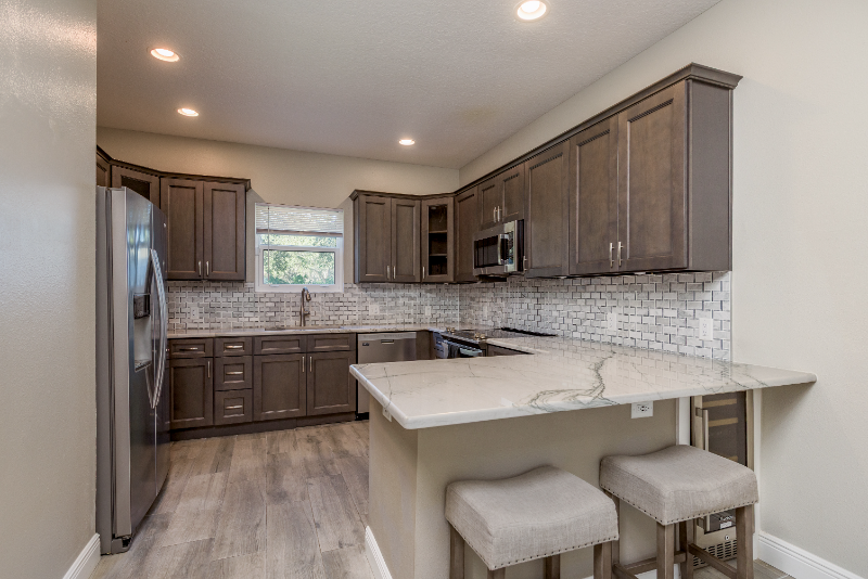 193 Ashley Ct - Photo 7 of 20