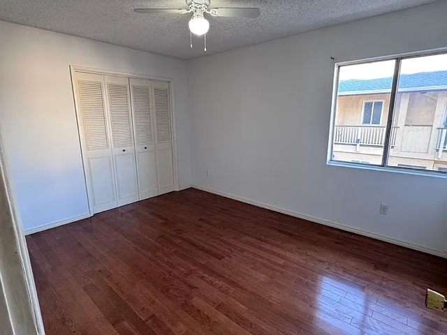 8111 Canby Ave - Photo 6 of 7