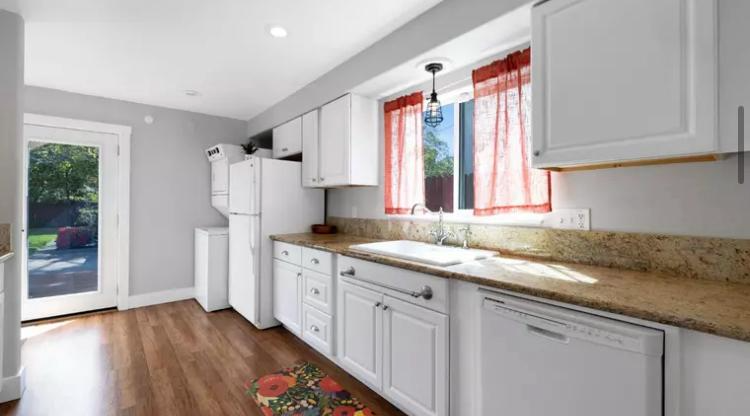 5230 15th Ave - Photo 3 of 15