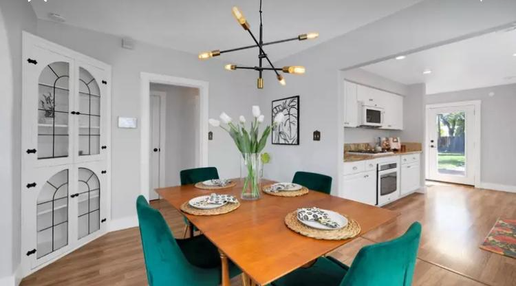 5230 15th Ave - Photo 5 of 15