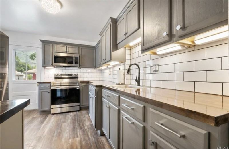 256 Lehigh Ave - Photo 5 of 20