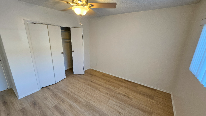 1130 N Fuller Ave #5 - Photo 7 of 18