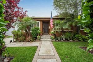 featured image of 7028 E Parkcrest St