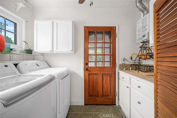 7028 E Parkcrest St - Photo 2 of 15