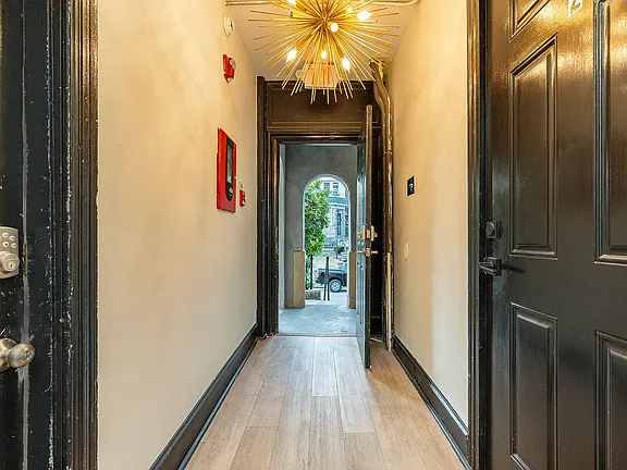 400 E Vernon Rd #11 - Photo 3 of 15