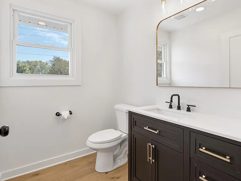 205 Gatone Dr - Photo 7 of 15