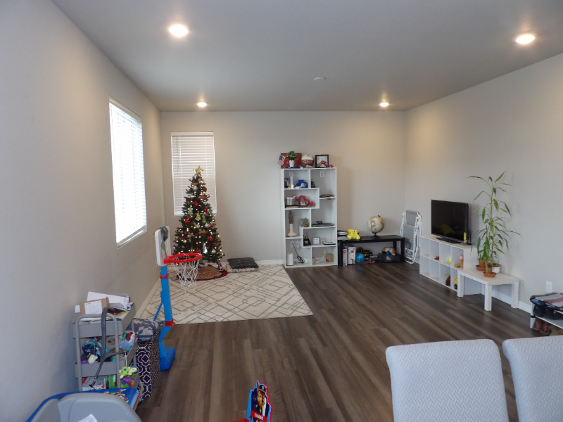 10722 Rolling Mesa Dr - Photo 5 of 20