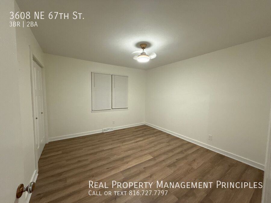 3608 Ne 67th St - Photo 6 of 14