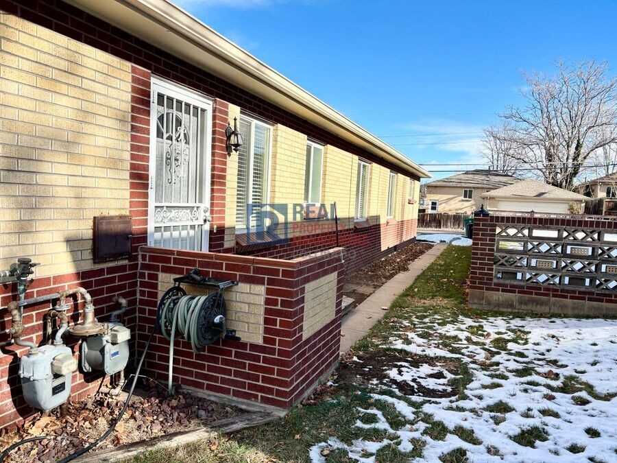 2474 S Ogden St - Photo 7 of 9