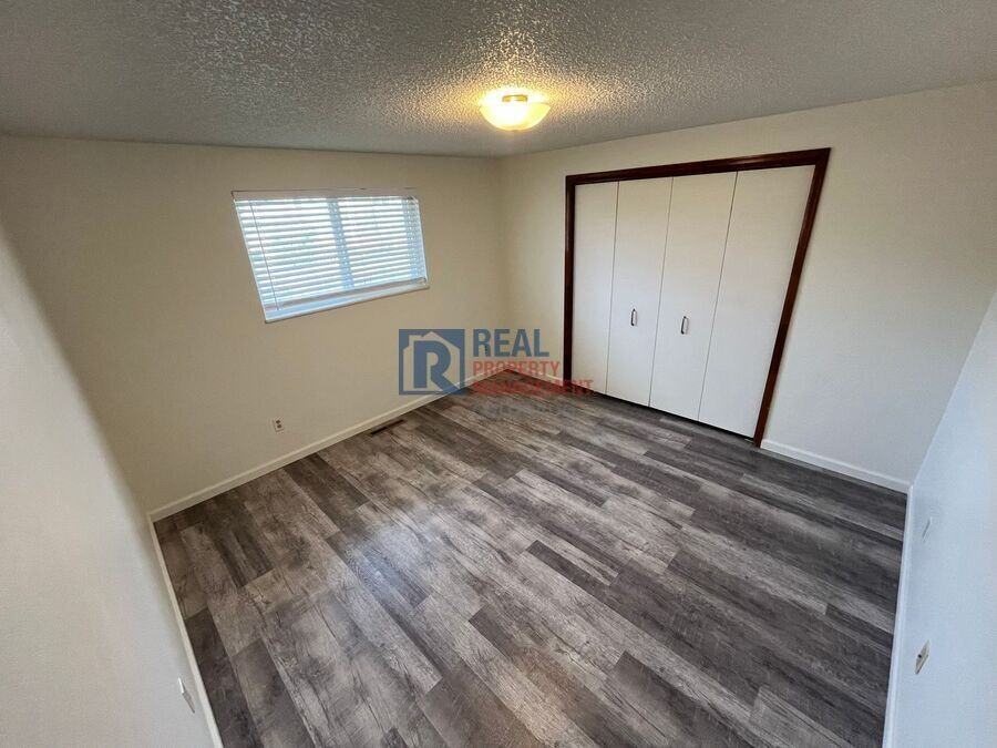 1312 17th Ave - Photo 5 of 9