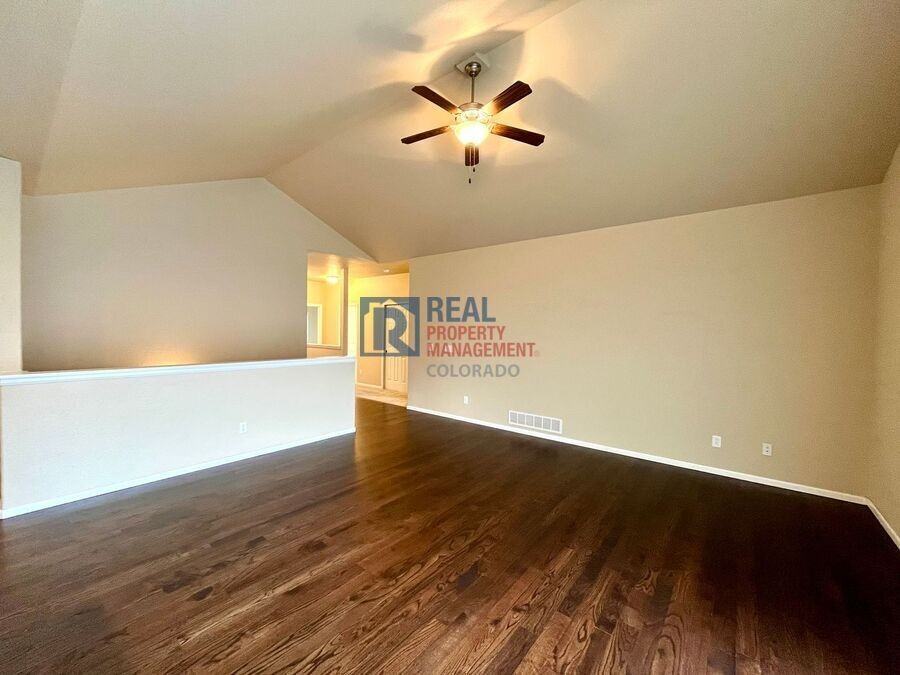 8107 Chasewood Loop - Photo 4 of 26