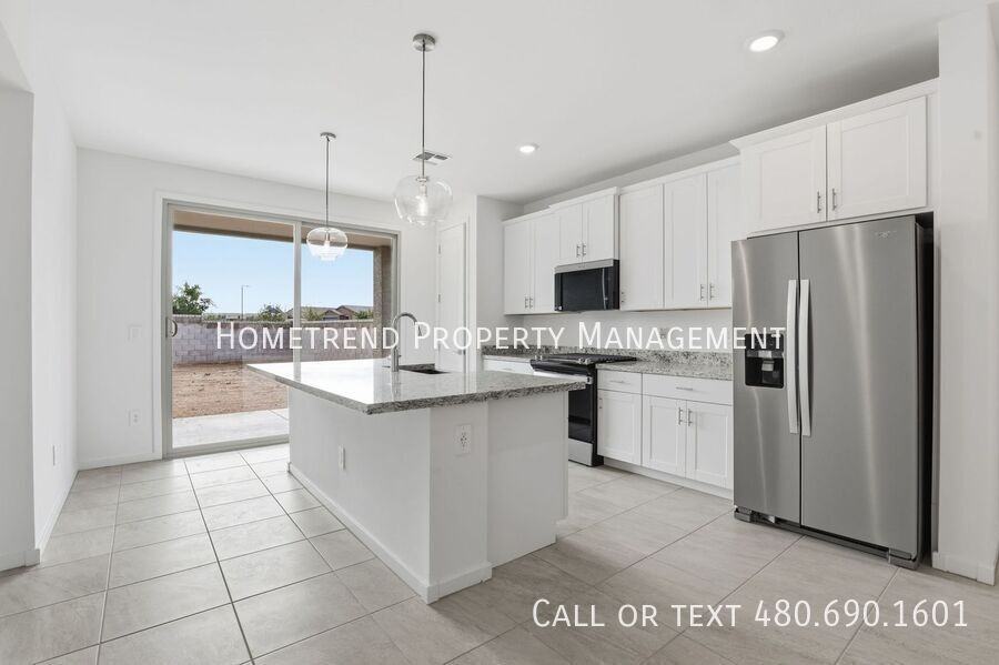 4257 W Lisa Ln - Photo 4 of 28