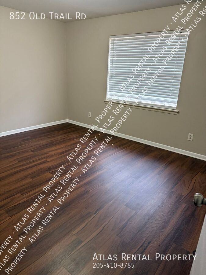 852 Old Trail Rd - Photo 3 of 10