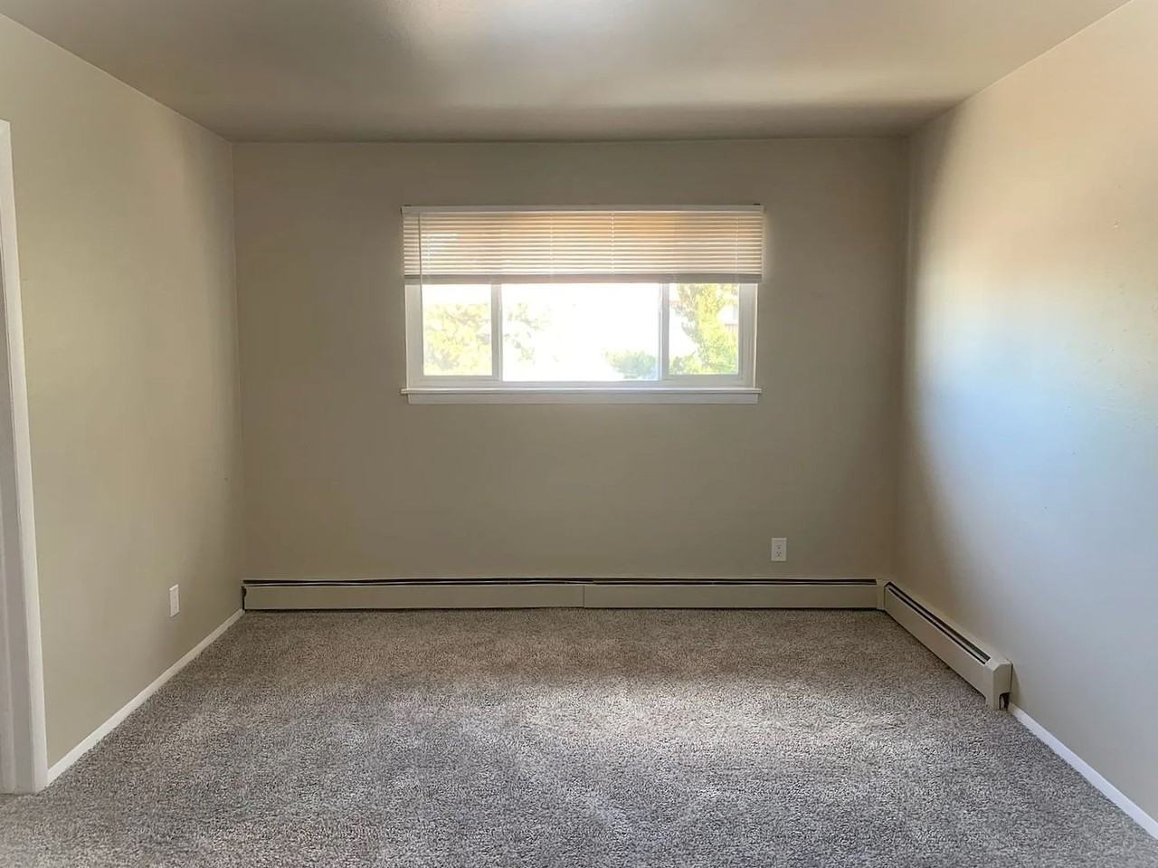 1660 Moore Ave #52 - Photo 7 of 20