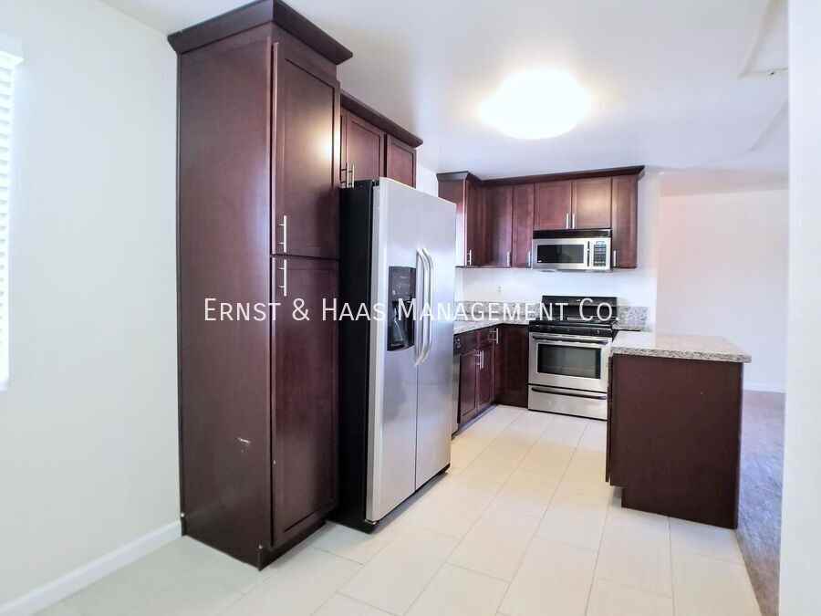 1200 Gaviota Ave #102 - Photo 7 of 17