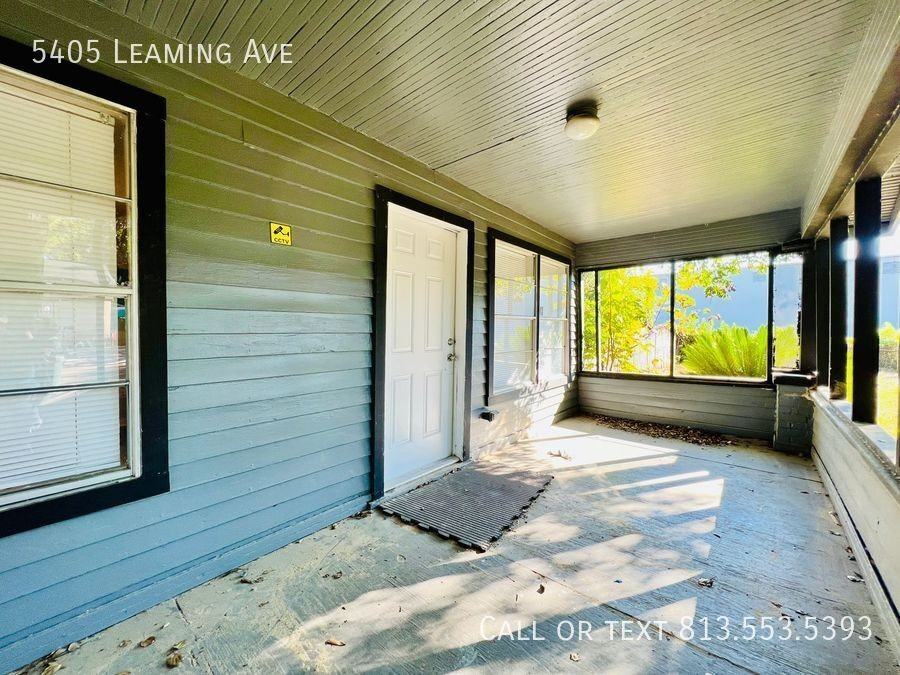 5405 Leaming Ave - Photo 4 of 25