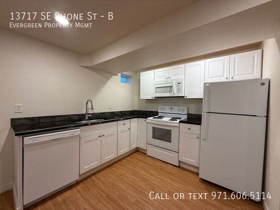 13717 Se Rhone St #B - Photo 7 of 28