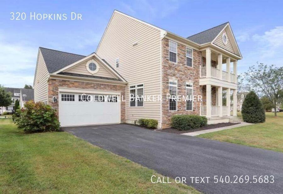 320 Hopkins Dr - Photo 2 of 24