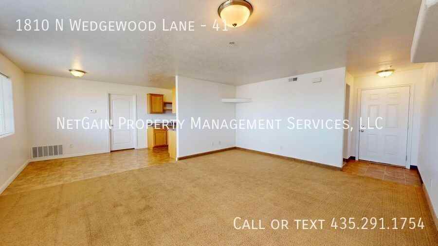 1810 N Wedgewood Ln #41 - Photo 6 of 10