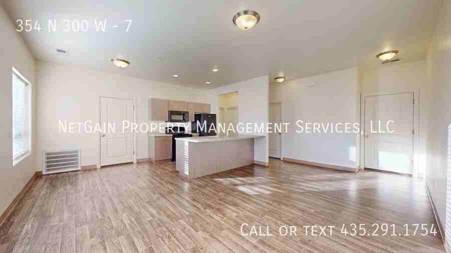 354 N 300 W #7 - Photo 2 of 10