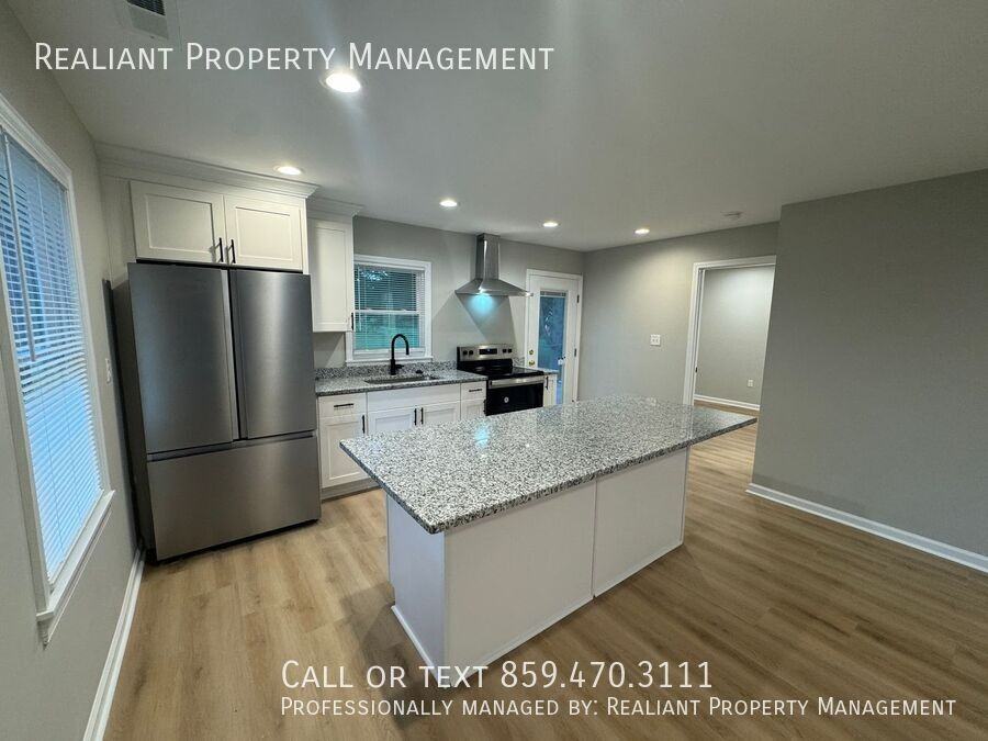 115 Rainbow Dr - Photo 7 of 33