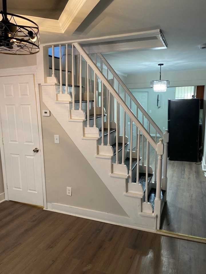 1817 Mchenry St - Photo 2 of 10