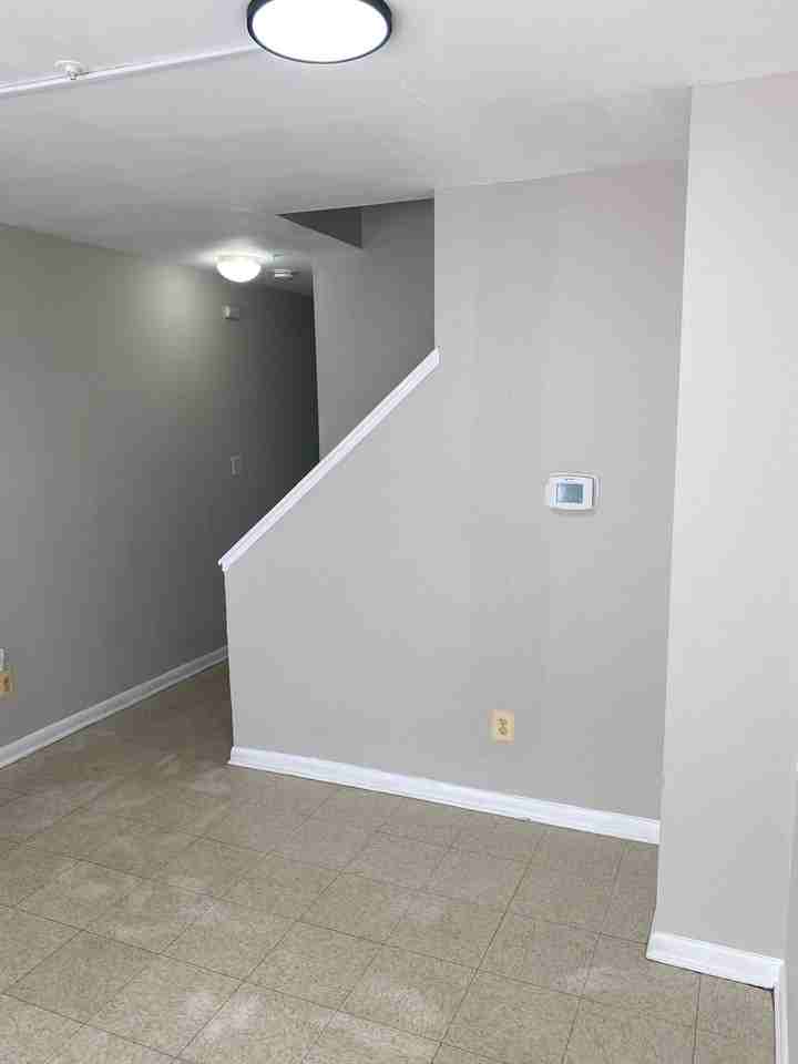 1716 Riggs Ave - Photo 2 of 13