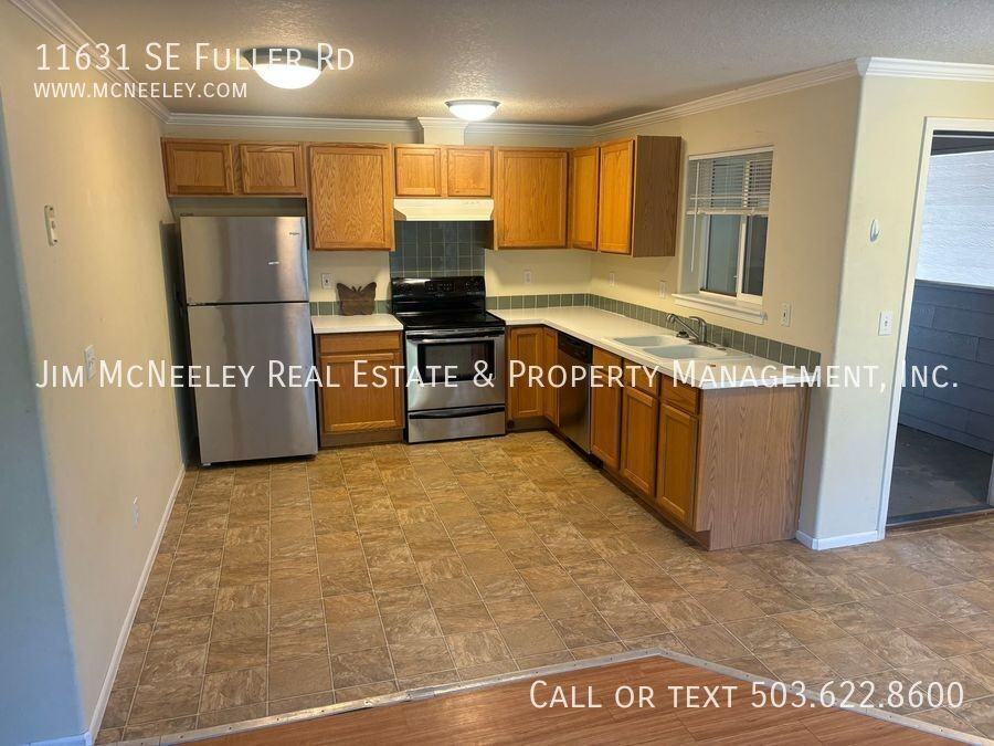 11631 Se Fuller Rd - Photo 6 of 12