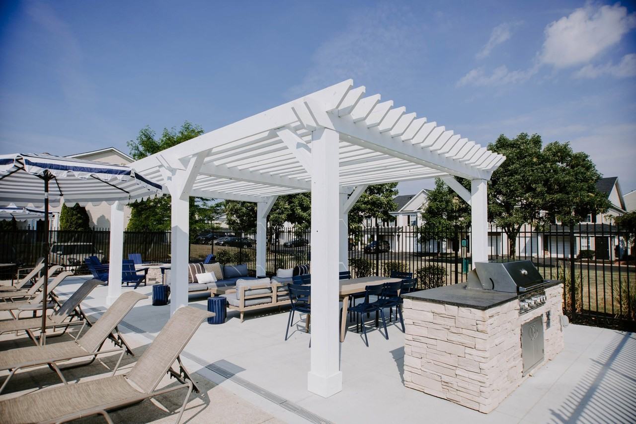 Sunbury Commons - Photo 2 of 43