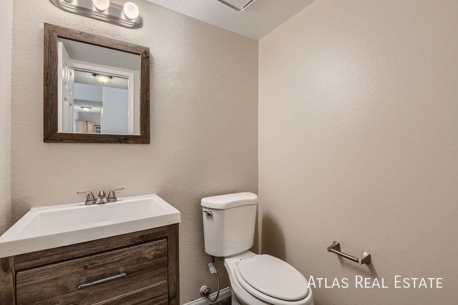 1659 Duarte Dr - Photo 6 of 17