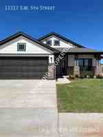 featured image of 13313 Sw 5th St