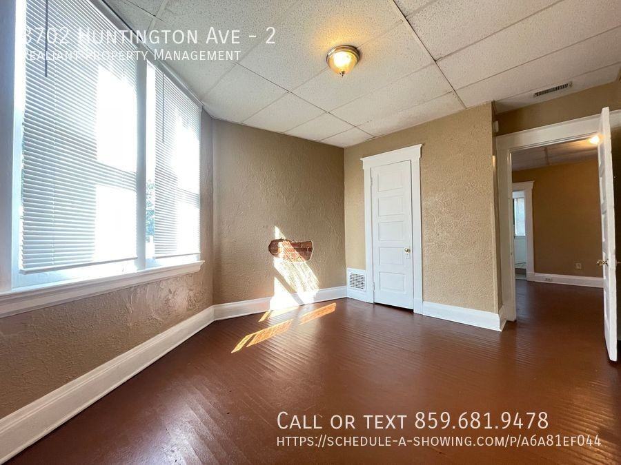 3702 Huntington Ave #2 - Photo 6 of 25