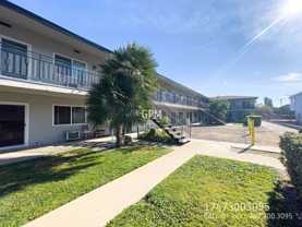 514 W Huntington Dr #E - Photo 1 of 1