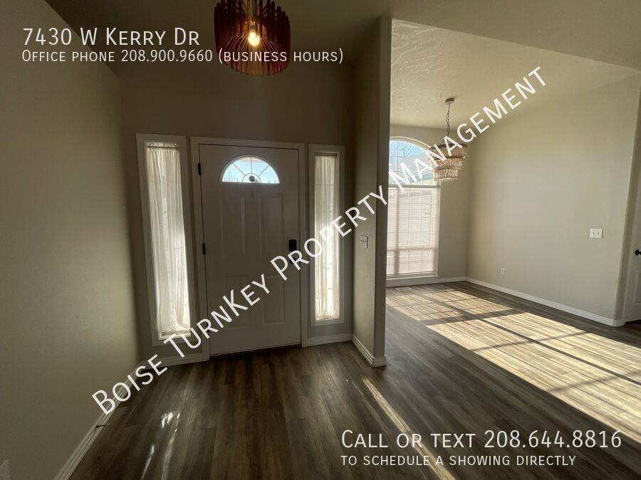 7430 W Kerry Dr - Photo 5 of 32