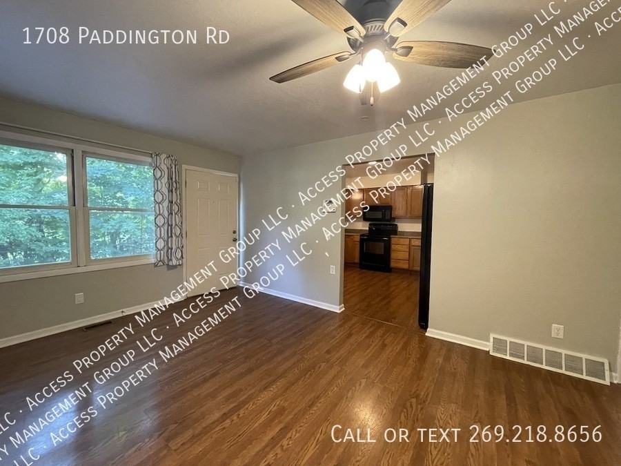 1708 Paddington Rd - Photo 3 of 23