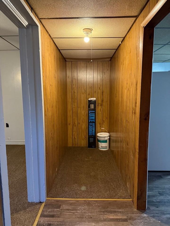 201 W Market St #2 - Photo 6 of 27