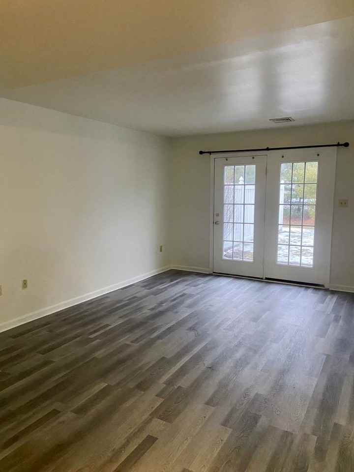 6437 Terrace Ct - Photo 6 of 18