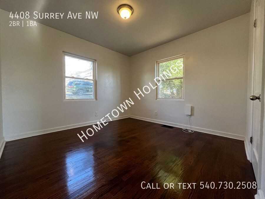 4408 Surrey Ave Nw - Photo 4 of 11