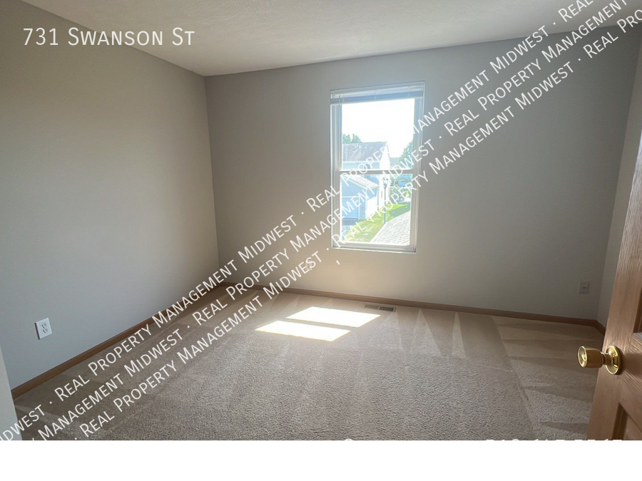 731 Swanson St - Photo 5 of 11