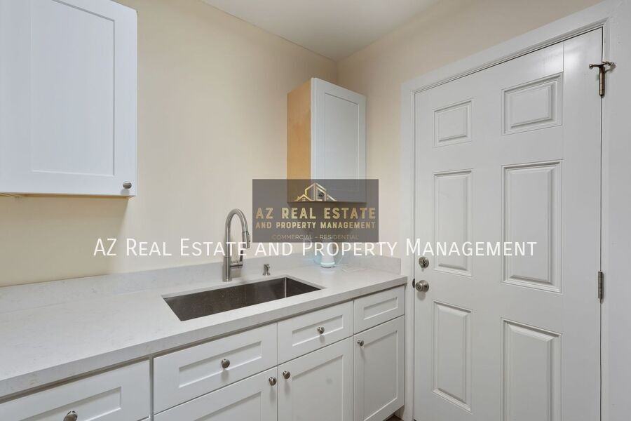 1804 E Coronado Rd #B - Photo 4 of 15