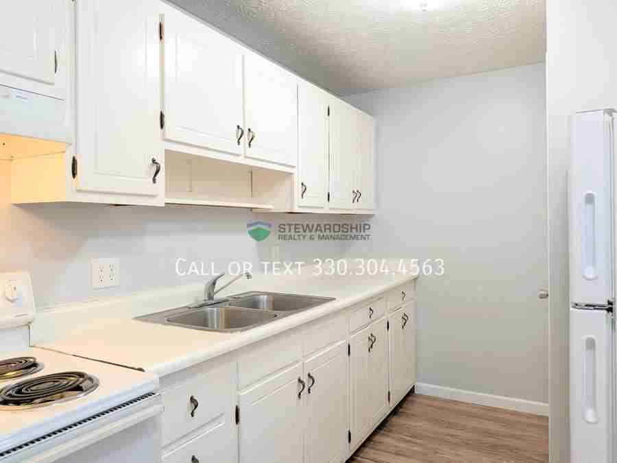 1111 N Elm St #E - Photo 2 of 10