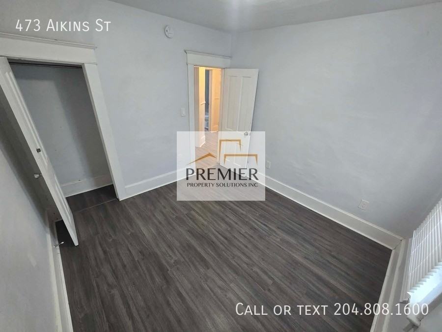 473 Aikins St - Photo 6 of 9