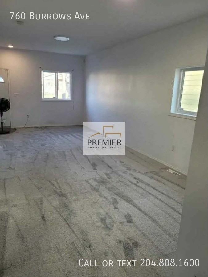 760 Burrows Ave - Photo 3 of 8